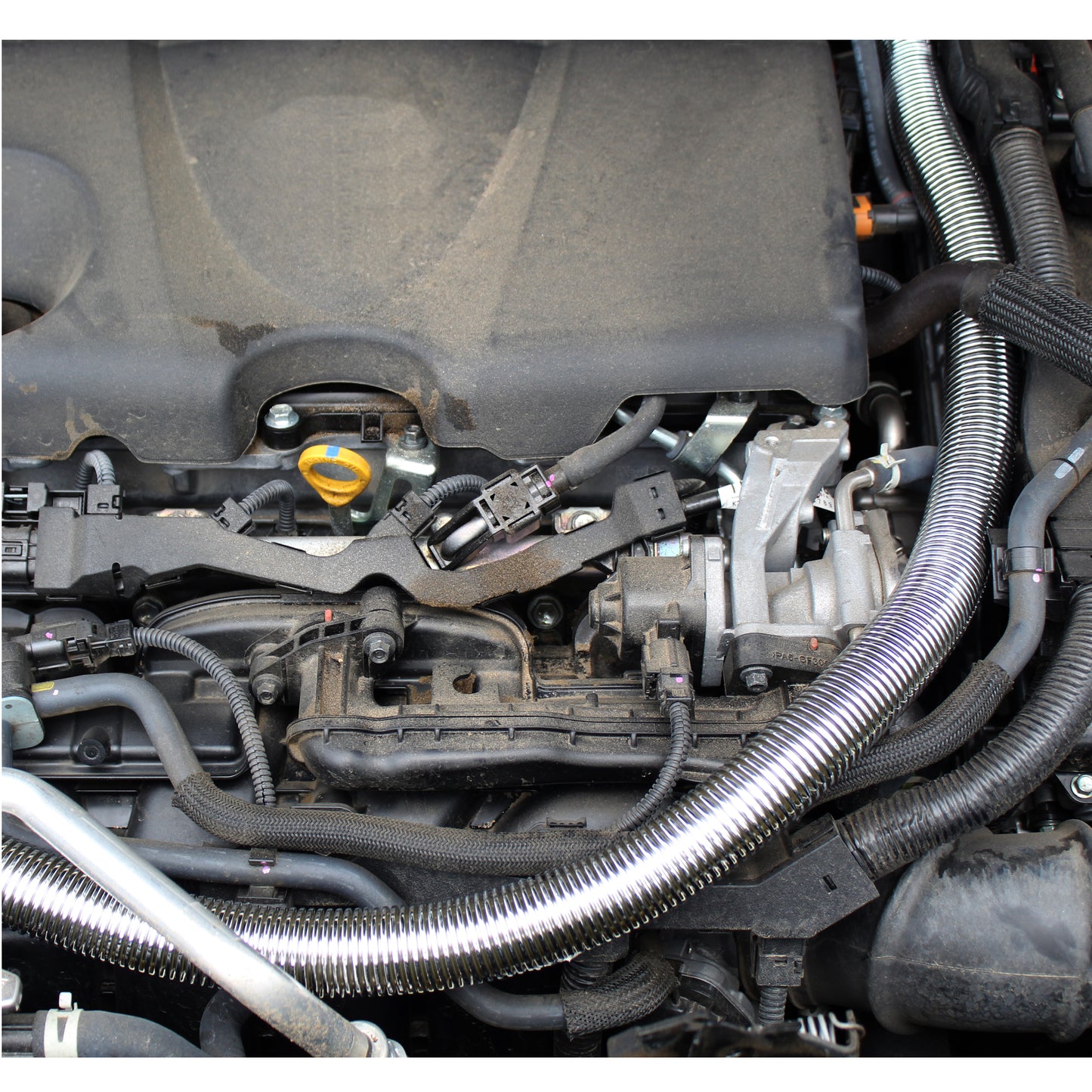 Conducto para Cables Bentley-Harris ConvoShield AL con Acabado Cromado